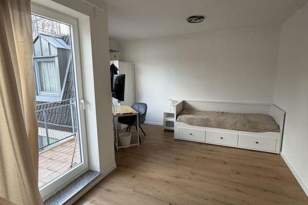 Pronájem bytu 1+1 27 m², Turpinstraße 202, Cáchy, Severní Porýní-Vestfálsko Pronájem bytu 1+1 27 m², Turpinstraße 202, Cáchy, Severní Porýní-Vestfálsko