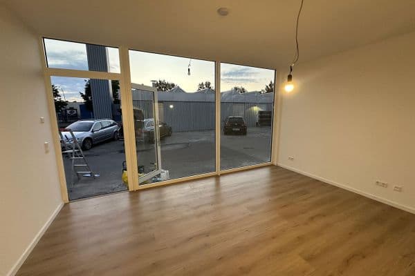 Pronájem kanceláře 35 m², Fritz-Müller-Str.135, Esslingen Pronájem kanceláře 35 m², Fritz-Müller-Str.135, Esslingen