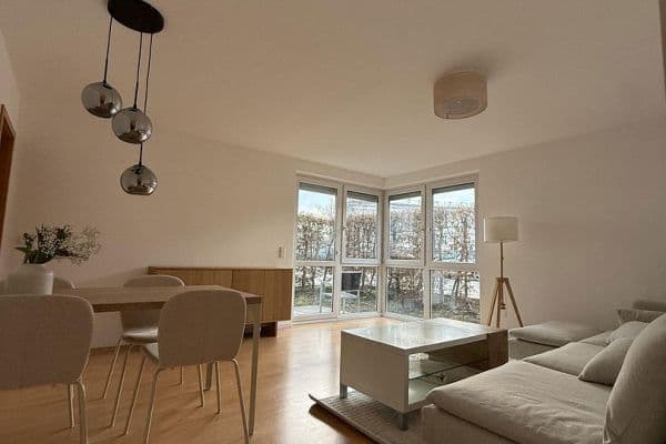 Pronájem bytu 2+1 57 m², Gärtnerstraße 31, Augsburg, Bavorsko Pronájem bytu 2+1 57 m², Gärtnerstraße 31, Augsburg, Bavorsko