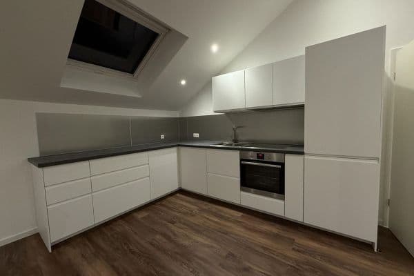 Pronájem bytu 3+kk 82 m², Tiergartenweg 2/1, Ebersbach Pronájem bytu 3+kk 82 m², Tiergartenweg 2/1, Ebersbach