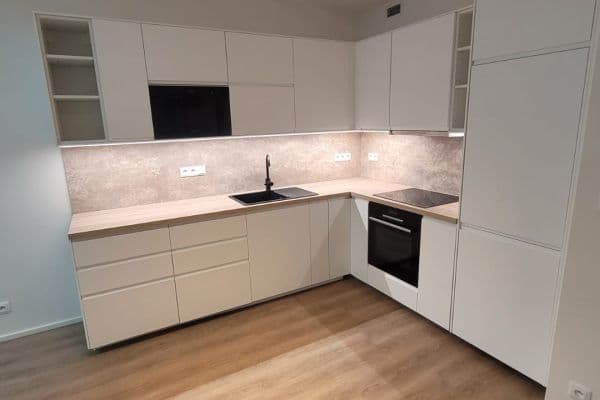 Pronájem bytu 2+kk 56 m², Poděbradská, Praha Pronájem bytu 2+kk 56 m², Poděbradská, Praha