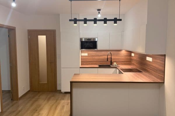 Pronájem bytu 2+kk 55 m², Jižní, Brno Pronájem bytu 2+kk 55 m², Jižní, Brno