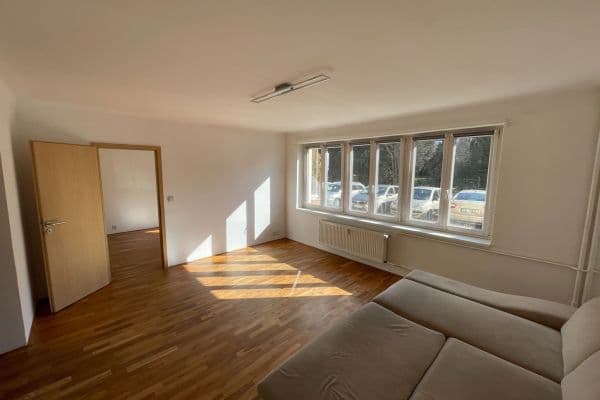 Pronájem bytu 3+kk 60 m², Šrámkova, Říčany Pronájem bytu 3+kk 60 m², Šrámkova, Říčany