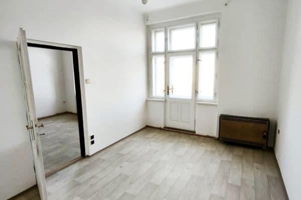 Pronájem bytu 2+1 49 m², Parléřova, Praha Pronájem bytu 2+1 49 m², Parléřova, Praha