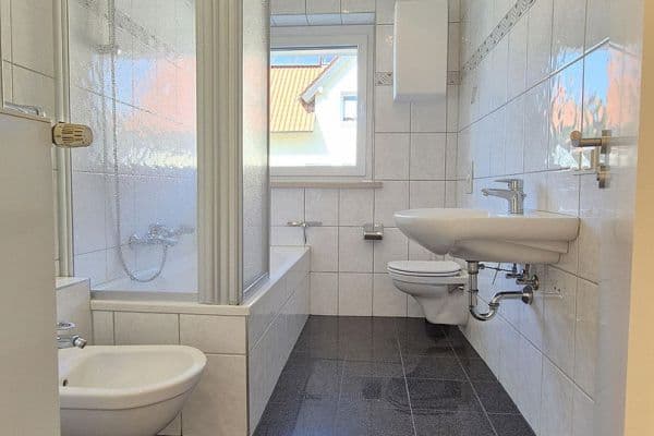 Pronájem bytu 3+1 74 m², Ergolding Pronájem bytu 3+1 74 m², Ergolding