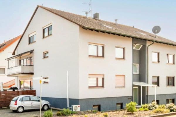 Prodej bytu 3+1 90 m², Oberhausen-Rheinhausen Prodej bytu 3+1 90 m², Oberhausen-Rheinhausen