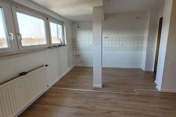 Pronájem bytu 4+1 90 m², Buschhausener Straße 72, Oberhausen Pronájem bytu 4+1 90 m², Buschhausener Straße 72, Oberhausen