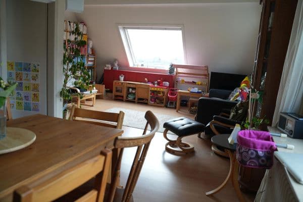 Pronájem bytu 3+1 66 m², Gringsstraße 23, Bonn Pronájem bytu 3+1 66 m², Gringsstraße 23, Bonn