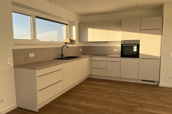 Pronájem bytu 3+1 83 m², Am Triftbaum 12, Rheda-Wiedenbrück Pronájem bytu 3+1 83 m², Am Triftbaum 12, Rheda-Wiedenbrück