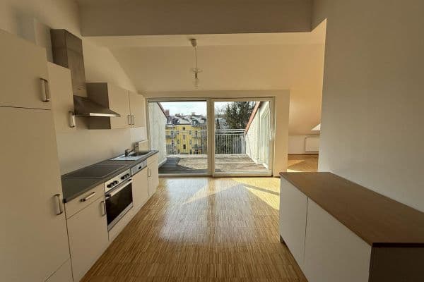 Pronájem bytu 3+1 138 m², Beethovenstraße 24/8, Graz, Štýrsko Pronájem bytu 3+1 138 m², Beethovenstraße 24/8, Graz, Štýrsko