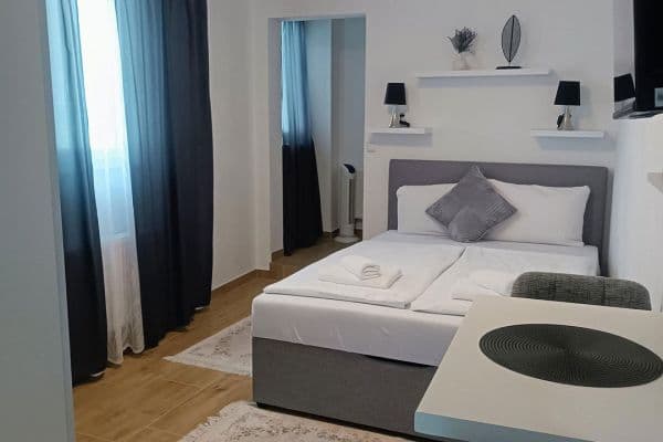 Pronájem bytu 1+kk 36 m², Kaiserslautern, Porýní-Falc Pronájem bytu 1+kk 36 m², Kaiserslautern, Porýní-Falc
