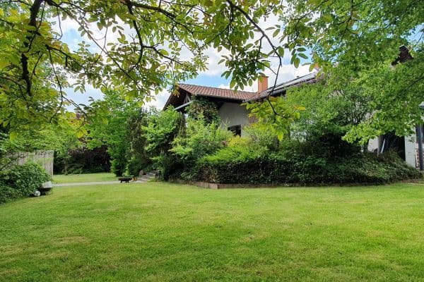 Prodej domu 270 m², pozemek 1.648 m², Hermersberg Prodej domu 270 m², pozemek 1.648 m², Hermersberg