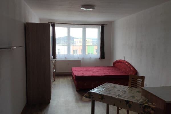 Pronájem bytu 1+kk 24 m², Za Nádražím, Český Krumlov Pronájem bytu 1+kk 24 m², Za Nádražím, Český Krumlov