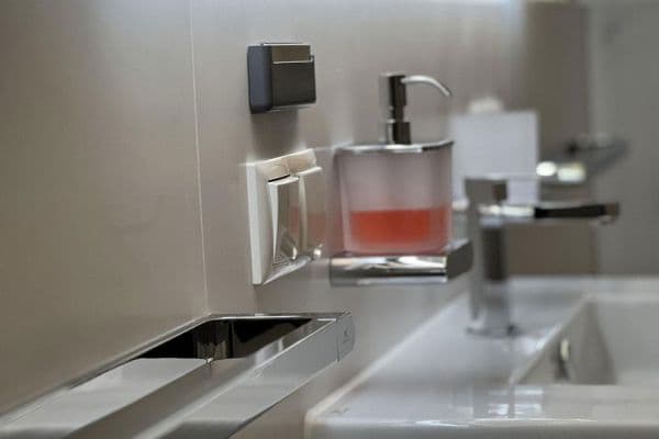 Pronájem bytu 3+1 77 m², Ihringshäuser Straße 12, Kassel Pronájem bytu 3+1 77 m², Ihringshäuser Straße 12, Kassel