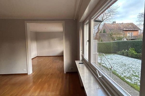 Pronájem bytu 3+1 93 m², Bodelschwinghstr. 40, Münster Pronájem bytu 3+1 93 m², Bodelschwinghstr. 40, Münster