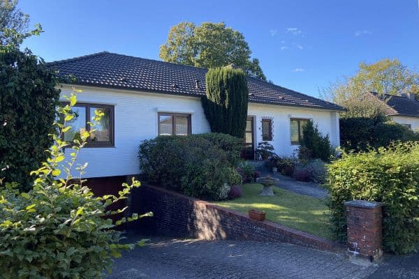 Prodej domu 127 m², pozemek 928 m², Norderstedt Prodej domu 127 m², pozemek 928 m², Norderstedt