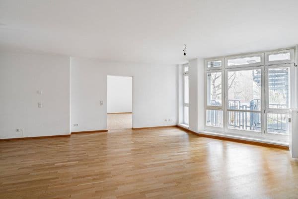 Prodej bytu 3+1 140 m², Alfred-Kowalke-Str.14, Berlin, Berlín Prodej bytu 3+1 140 m², Alfred-Kowalke-Str.14, Berlin, Berlín