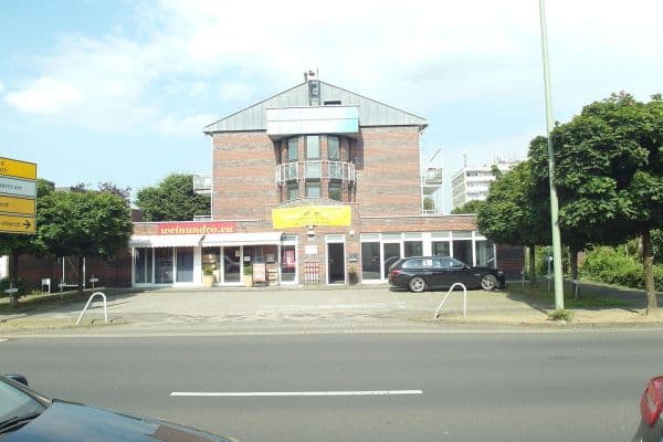 Pronájem nebytového prostoru 180 m², Neusser Straße 26, Meerbusch Pronájem nebytového prostoru 180 m², Neusser Straße 26, Meerbusch