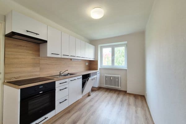 Pronájem bytu 3+1 71 m², U Stromovky, Havířov, Moravskoslezský kraj Pronájem bytu 3+1 71 m², U Stromovky, Havířov, Moravskoslezský kraj