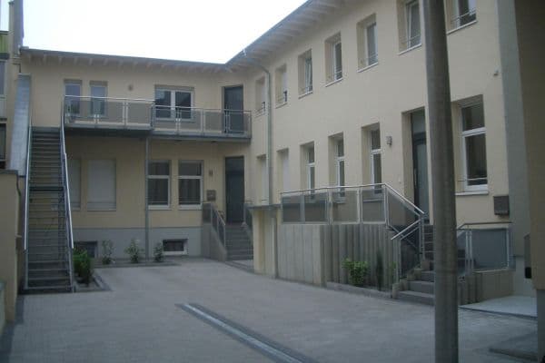 Pronájem bytu 4+1 122 m², Siegfriedstrasse 28B, Worms Pronájem bytu 4+1 122 m², Siegfriedstrasse 28B, Worms