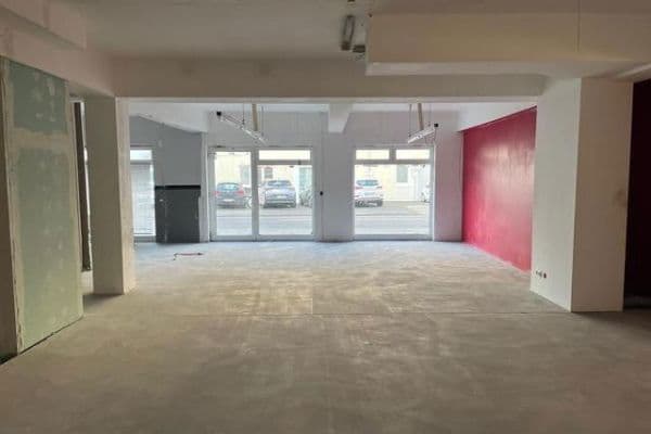Pronájem nebytového prostoru 220 m², Burgstr.44, Leverkusen Pronájem nebytového prostoru 220 m², Burgstr.44, Leverkusen