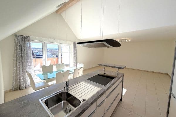 Prodej bytu 3+kk 98 m², Weinstadt Prodej bytu 3+kk 98 m², Weinstadt