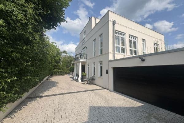 Prodej domu 416 m², pozemek 1.257 m², Wiesbaden, Hessen Prodej domu 416 m², pozemek 1.257 m², Wiesbaden, Hessen