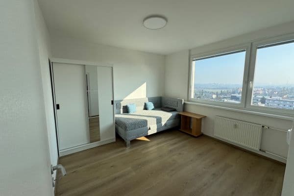 Pronájem bytu 2+1 54 m², Lábkova, Plzeň Pronájem bytu 2+1 54 m², Lábkova, Plzeň