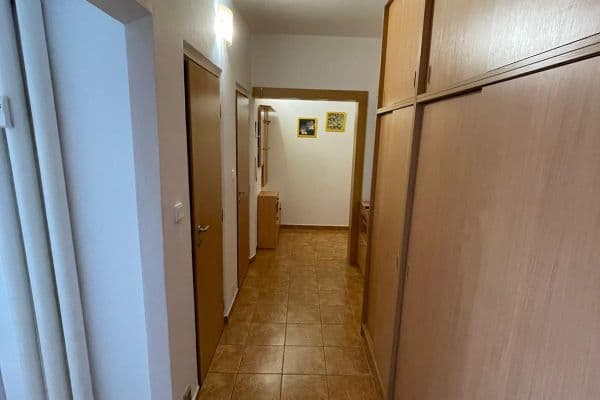 Pronájem bytu 2+1 52 m², tř. Svornosti, Olomouc Pronájem bytu 2+1 52 m², tř. Svornosti, Olomouc