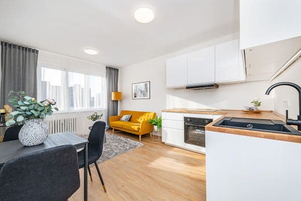 Prodej bytu 3+kk 53 m², Etiopská, Praha Prodej bytu 3+kk 53 m², Etiopská, Praha