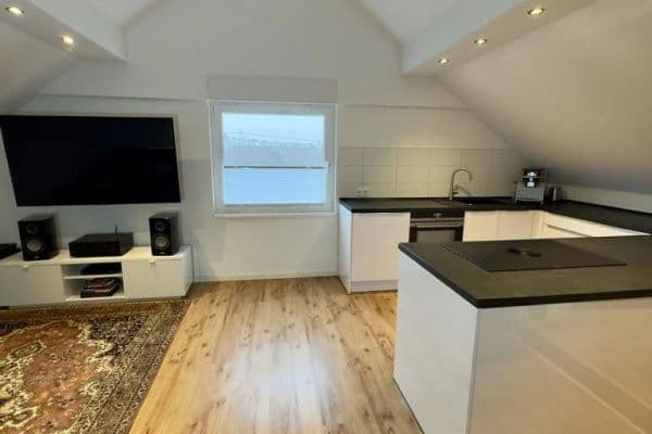 Pronájem bytu 2+1 67 m², Püttlingen Pronájem bytu 2+1 67 m², Püttlingen