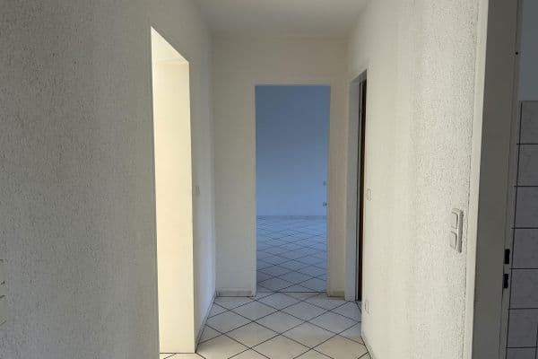 Pronájem bytu 3+1 60 m², Krautstraße 69, Duisburg Pronájem bytu 3+1 60 m², Krautstraße 69, Duisburg