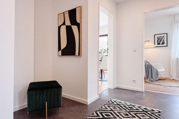 Prodej bytu 3+1 81 m², Leonberg Prodej bytu 3+1 81 m², Leonberg