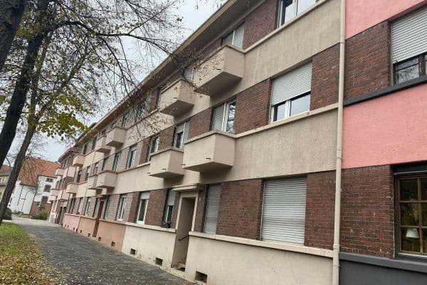Pronájem bytu 2+1 64 m², Mannheim, Bádensko-Württembersko Pronájem bytu 2+1 64 m², Mannheim, Bádensko-Württembersko