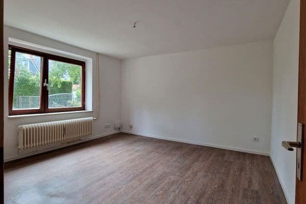 Pronájem bytu 2+1 61 m², Mannhagener Straße 5, Panten Pronájem bytu 2+1 61 m², Mannhagener Straße 5, Panten