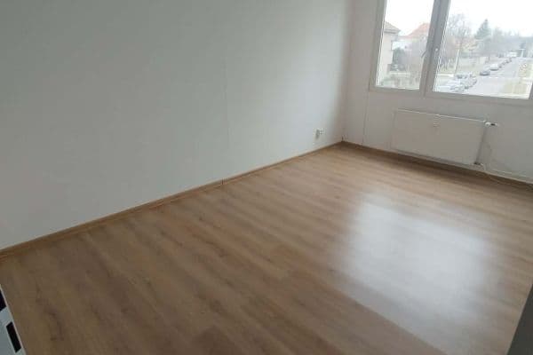 Pronájem bytu 2+kk 40 m², Krakovská, Kralupy nad Vltavou Pronájem bytu 2+kk 40 m², Krakovská, Kralupy nad Vltavou