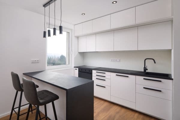 Prodej bytu 3+kk 70 m², Poljanovova, Praha Prodej bytu 3+kk 70 m², Poljanovova, Praha