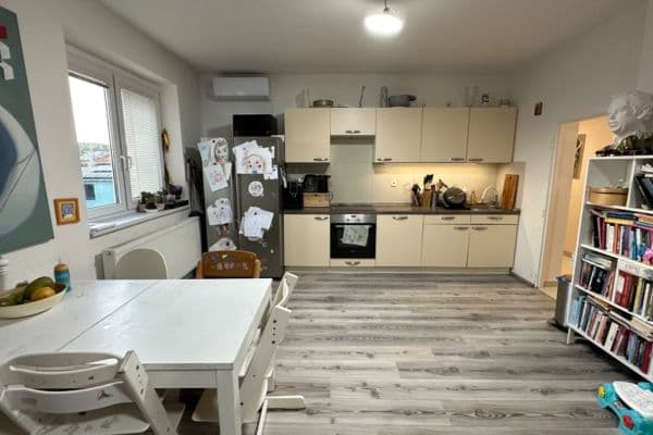 Pronájem bytu 2+kk 76 m², Kmochova, Brno Pronájem bytu 2+kk 76 m², Kmochova, Brno