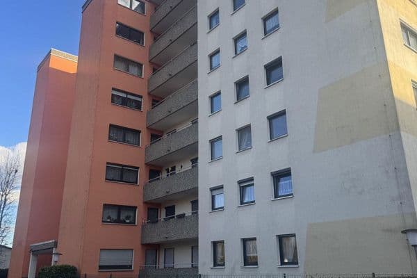 Prodej bytu 4+1 82 m², Dietzenbach Prodej bytu 4+1 82 m², Dietzenbach