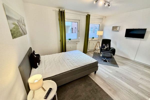 Pronájem bytu 1+1 25 m², Lange Str. 74, Fürth, Bavorsko Pronájem bytu 1+1 25 m², Lange Str. 74, Fürth, Bavorsko