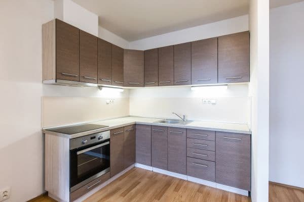 Pronájem bytu 2+kk 47 m², U Valchy, Liberec, Liberecký kraj Pronájem bytu 2+kk 47 m², U Valchy, Liberec, Liberecký kraj