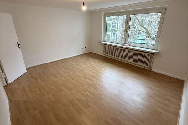 Pronájem bytu 2+1 62 m², Paradestr. 33, Wuppertal Pronájem bytu 2+1 62 m², Paradestr. 33, Wuppertal