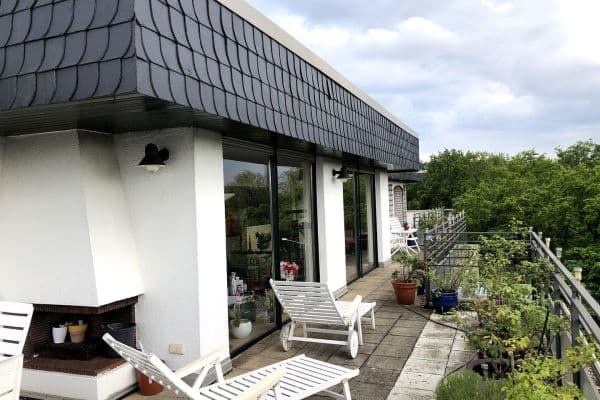 Pronájem bytu 3+1 160 m², Uerdingerstrasse 421, Krefeld Pronájem bytu 3+1 160 m², Uerdingerstrasse 421, Krefeld