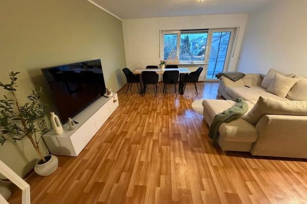 Pronájem bytu 3+1 83 m², Ludwigshafen Pronájem bytu 3+1 83 m², Ludwigshafen