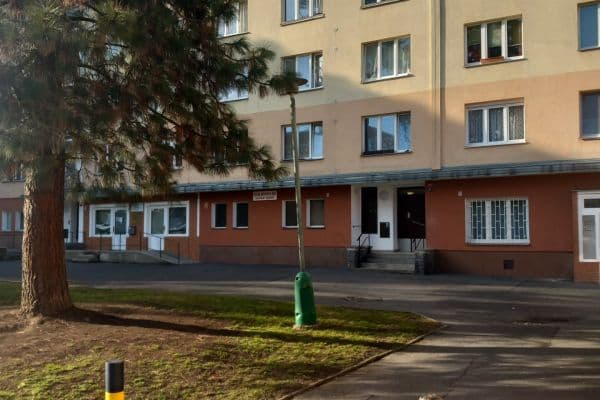 Prodej bytu 1+kk 18 m², Fibichova, Karlovy Vary Prodej bytu 1+kk 18 m², Fibichova, Karlovy Vary