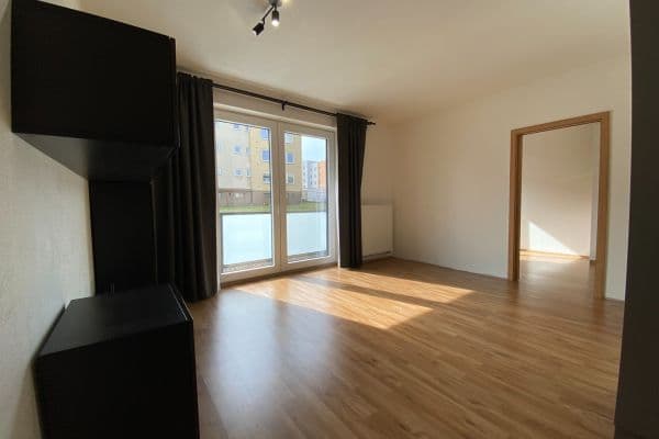 Prodej bytu 2+kk 44 m², Vochovská, Plzeň Prodej bytu 2+kk 44 m², Vochovská, Plzeň