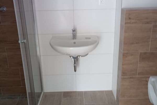 Pronájem bytu 2+kk 56 m², Tovární, Horní Bříza Pronájem bytu 2+kk 56 m², Tovární, Horní Bříza