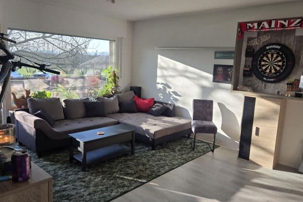 Pronájem bytu 2+1 66 m², Am Gänsborn 35, Hochheim am Main Pronájem bytu 2+1 66 m², Am Gänsborn 35, Hochheim am Main