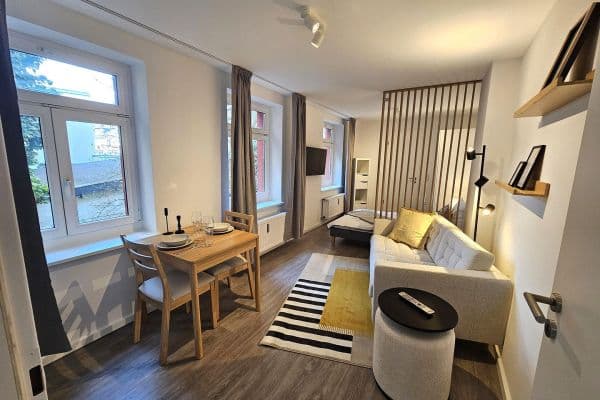 Pronájem bytu 1+1 27 m², Grabengasse 27, Köln, Severní Porýní-Vestfálsko Pronájem bytu 1+1 27 m², Grabengasse 27, Köln, Severní Porýní-Vestfálsko