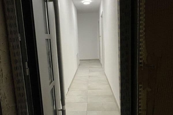 Pronájem bytu 3+1 72 m², Burgstetten Pronájem bytu 3+1 72 m², Burgstetten